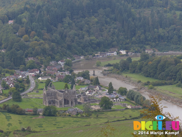 FZ008913 View of Tintern Abbey from forrest ridge